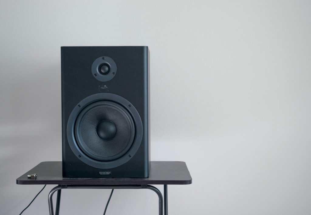 get(split( [yapay zeka, openai, akıllı hoparlör, teknoloji, sesli asistan, ai speaker] ; , ); 1)